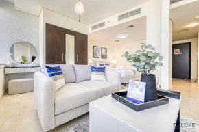 Best Value Modern 1BR with Pool & Stunning Views by Deluxe Holiday Homes